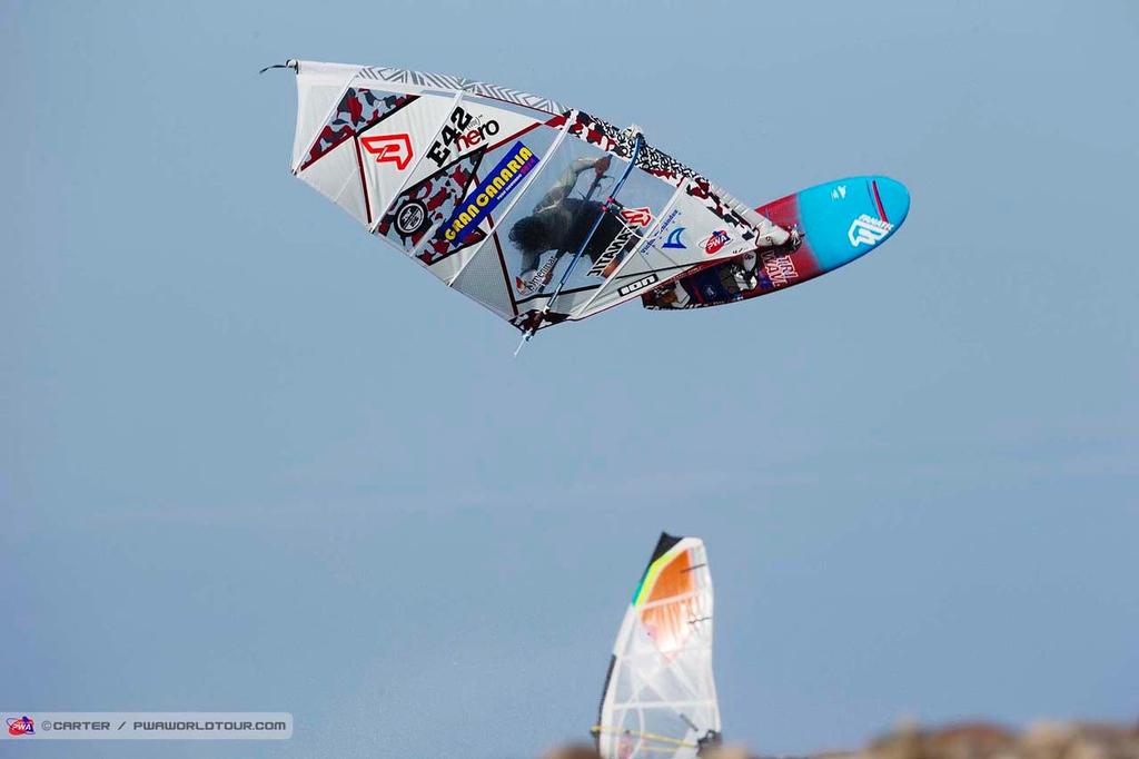 Victor Fernandez on form - 2014 PWA Pozo World Cup / Gran Canaria Wind and Waves Festival ©  Carter/pwaworldtour.com http://www.pwaworldtour.com/